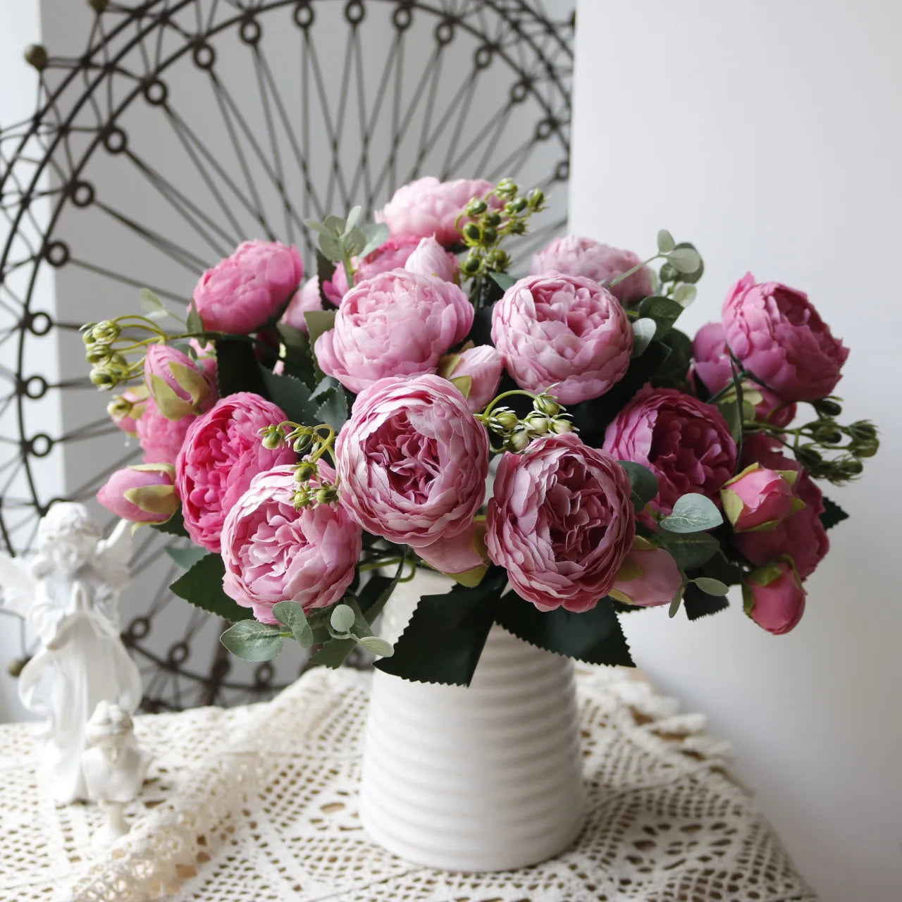 Künstliche Phyllis Rose