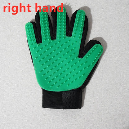 Grooming glove for cats &amp; dogs