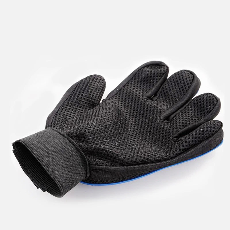 Grooming glove for cats &amp; dogs